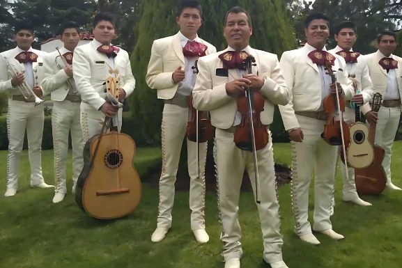 Mariachi Atizapán serenatas Servicio de Mariachis en Atizapán precios
